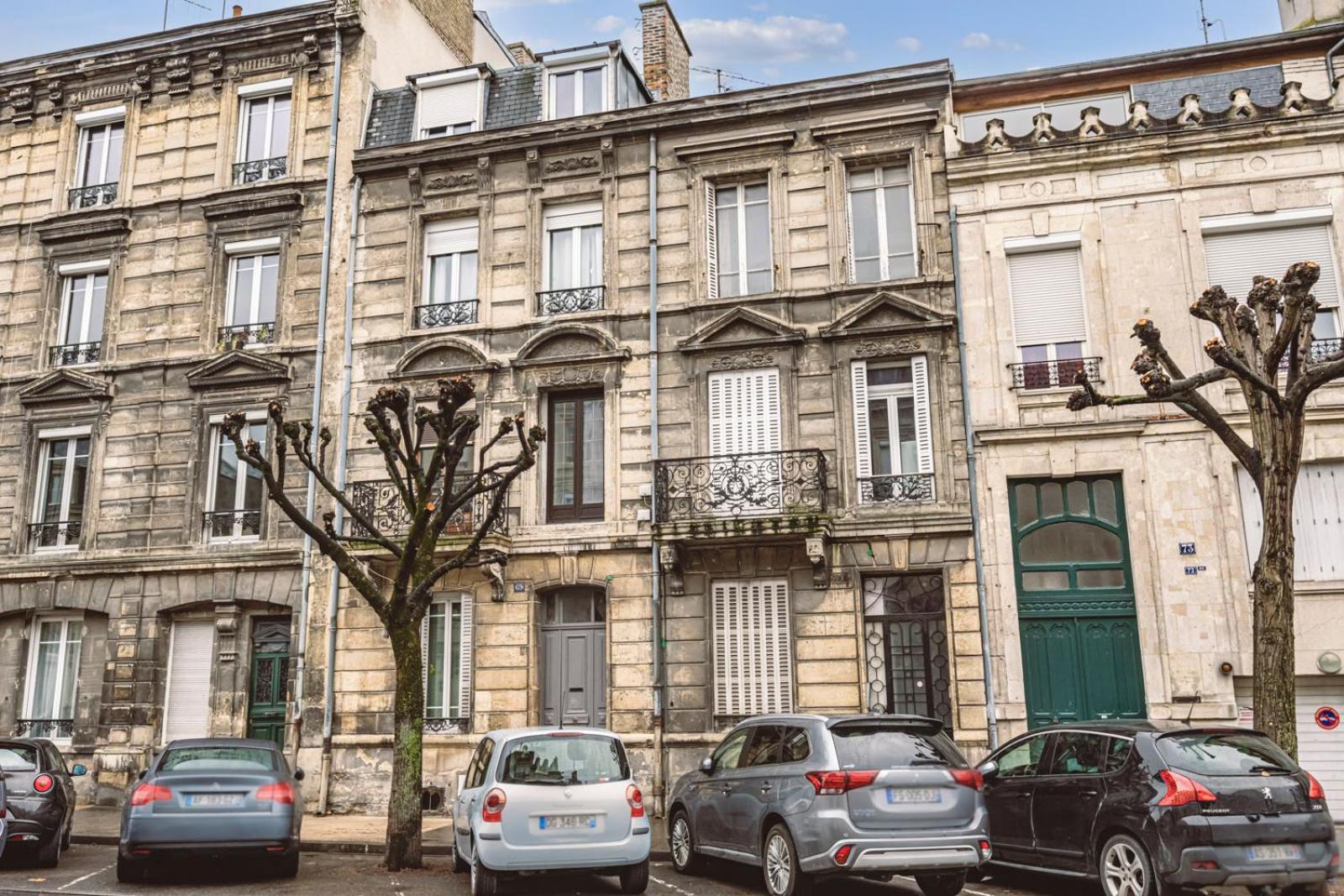 Apartamento La Terrasse - Vue cathédrale - Hyper centre 1D Reims Exterior foto